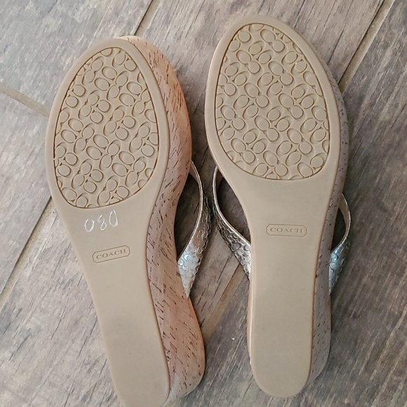 💥 New Coach wedge sandals size 8 1/2 - Picture 4 of 6